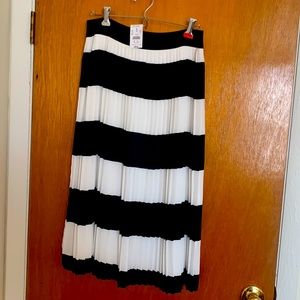 NWT J.Crew Midi Skirt Size 4
